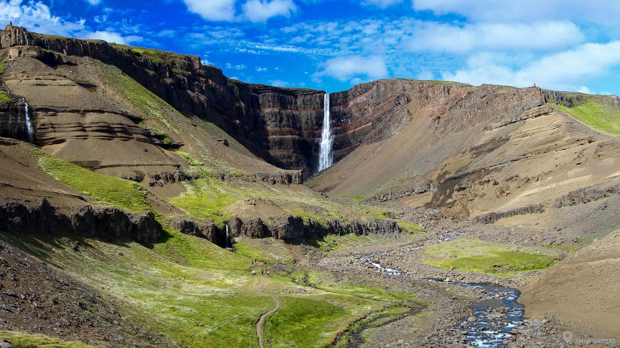 Hiking to Lítanesfoss and Hengifoss waterfalls - Smartrippers