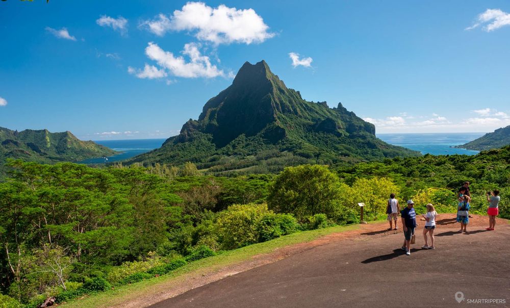 faire le tour de moorea en voiture